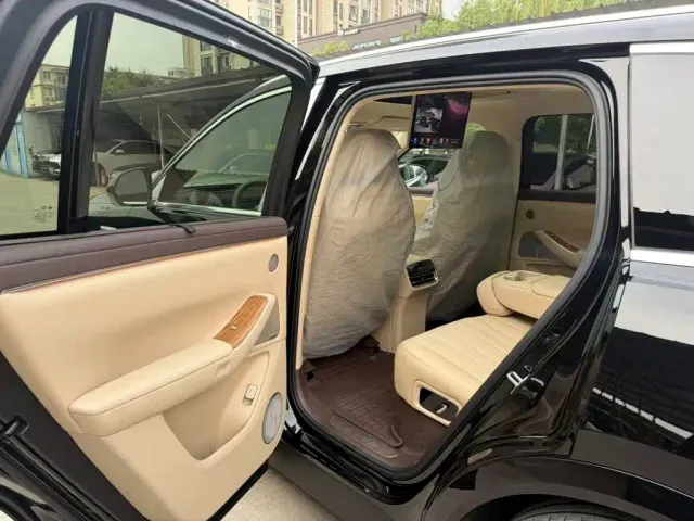 Aito M7 — Фото автомобиля 20
