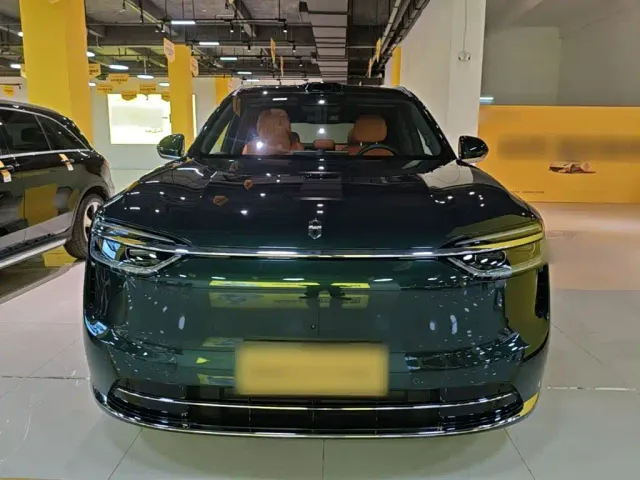 Aito M7 — Фото автомобиля 2
