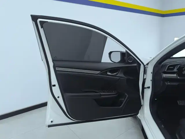 Honda Civic — Фото автомобиля 7