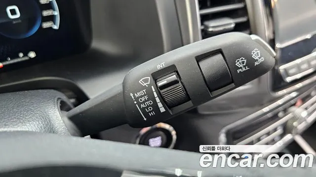 KG_Mobility_Ssangyong Rexton Новый Rexton Sport Khan Дизель 2.2 4WD — Фото автомобиля 21