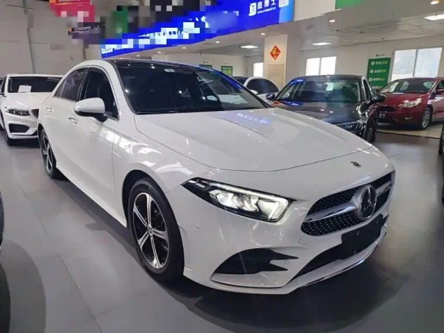 Mercedes-Benz A-Class — Фото автомобиля 3