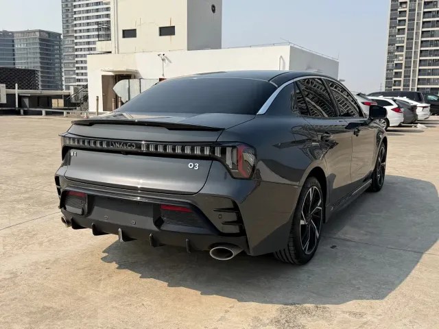 Lynk & Co 03 — Фото автомобиля 16
