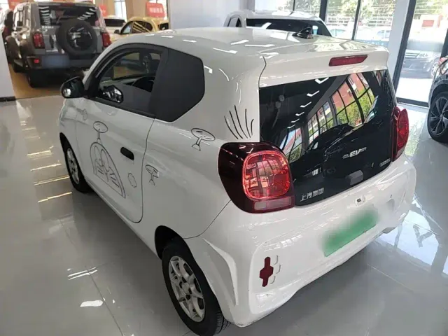 Roewe Clever — Фото автомобиля 4