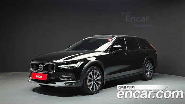 Фотография автомобиля — Volvo V90