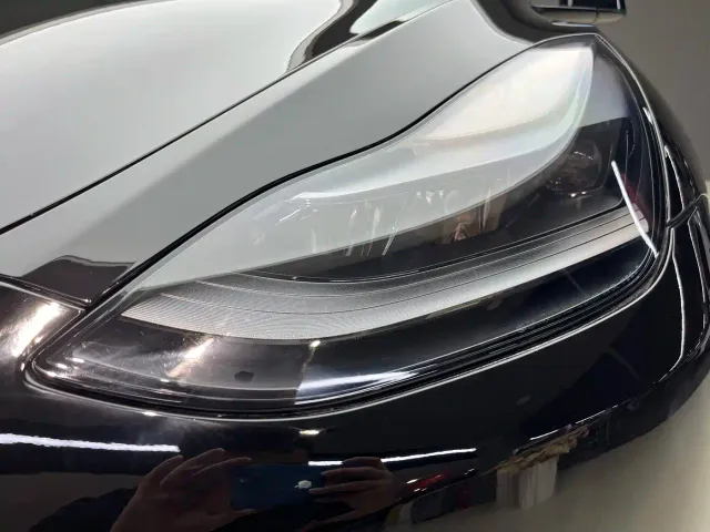 Tesla Model Y — Фото автомобиля 6