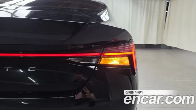 Hyundai AVANTE Avante (CN7) — Фото автомобиля 21