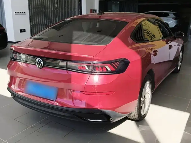 Volkswagen Lamando — Фото автомобиля 6