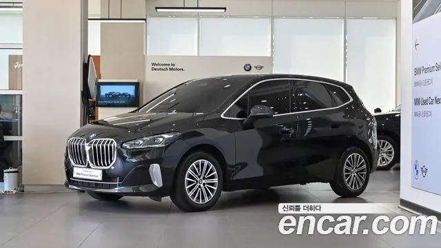 Фотография автомобиля — BMW 2 Series U06