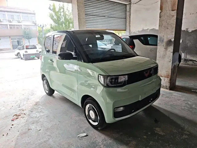 Wuling Hongguang Mini EV — Фото автомобиля 3