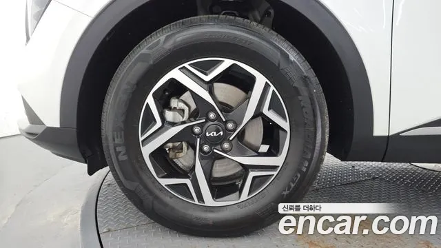 Kia Sportage Sportage 5-е поколение Дизель 2.0 4WD — Фото автомобиля 5
