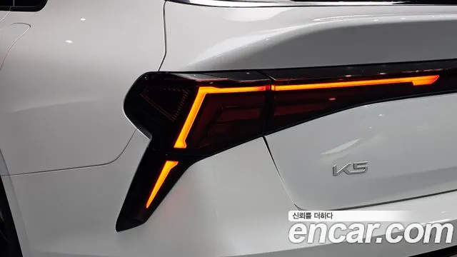 Kia K5 Generation 3 — Фото автомобиля 8