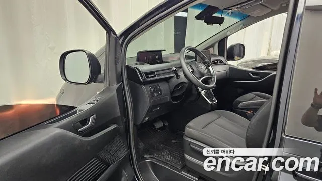 Hyundai Staria — Фото автомобиля 10