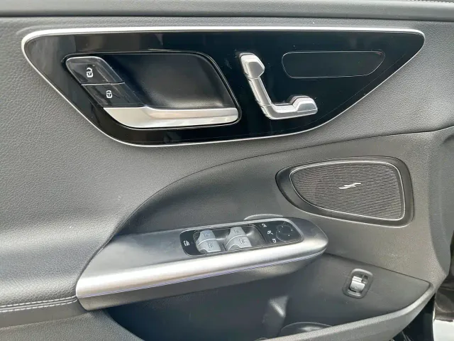 Mercedes-Benz C-Class — Фото автомобиля 10