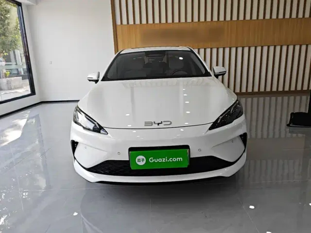 BYD Seal 05 DM-i — Фото автомобиля 2