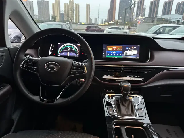 GAC Trumpchi M6 — Фото автомобиля 17