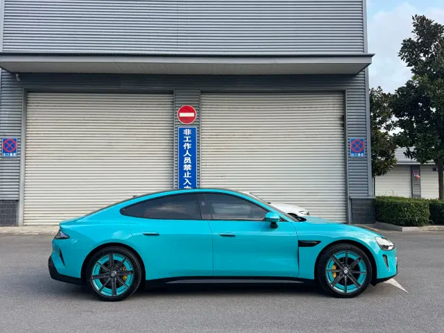 Xiaomi SU7 — Фото автомобиля 6