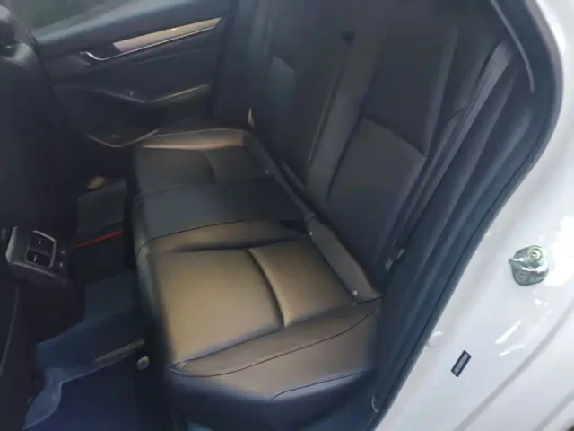 Honda Accord — Фото автомобиля 19