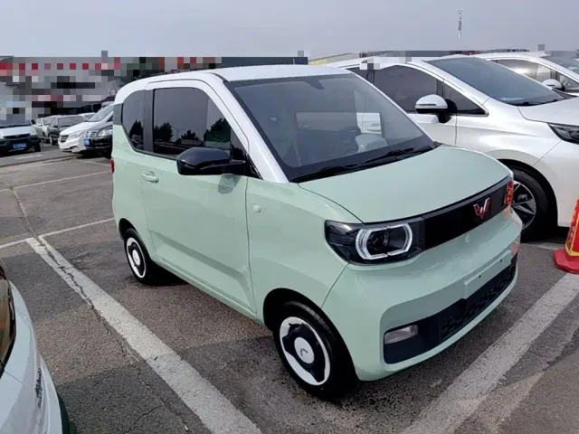Wuling Hongguang Mini EV — Фото автомобиля 3