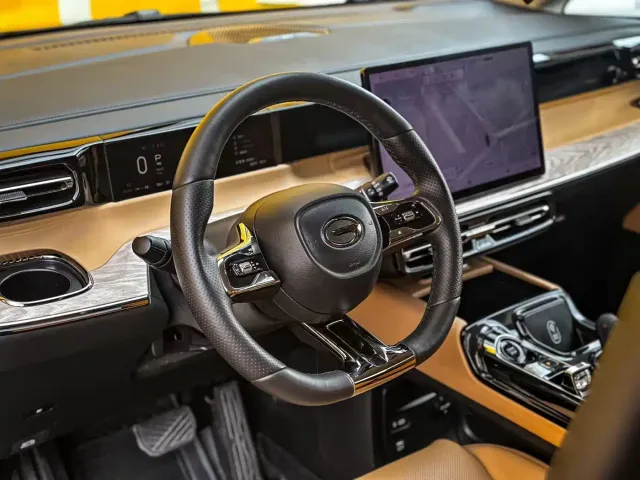 GAC Trumpchi E8 — Фото автомобиля 4