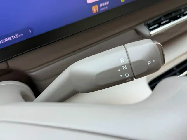 IM Motors LS9 — Фото автомобиля 14
