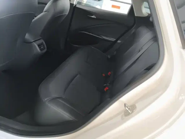 Buick Velite 6 — Фото автомобиля 16