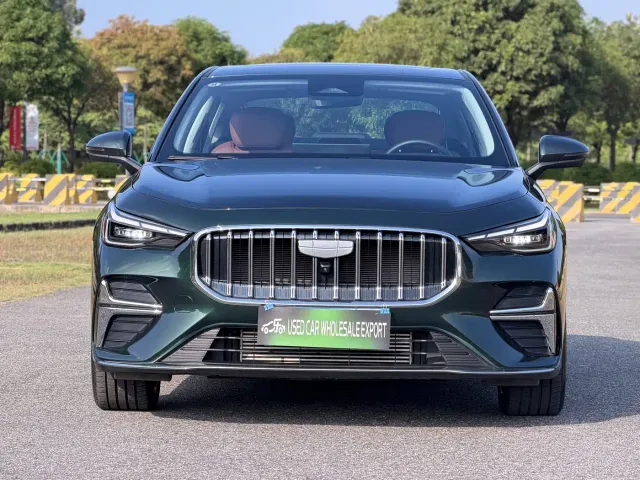 Geely Emgrand — Фото автомобиля 3