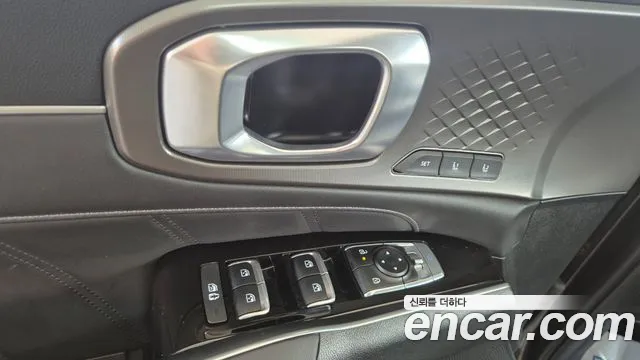 Kia Sorento Новый Sorento 4 поколение Бензин 2.5T 4WD — Фото автомобиля 18