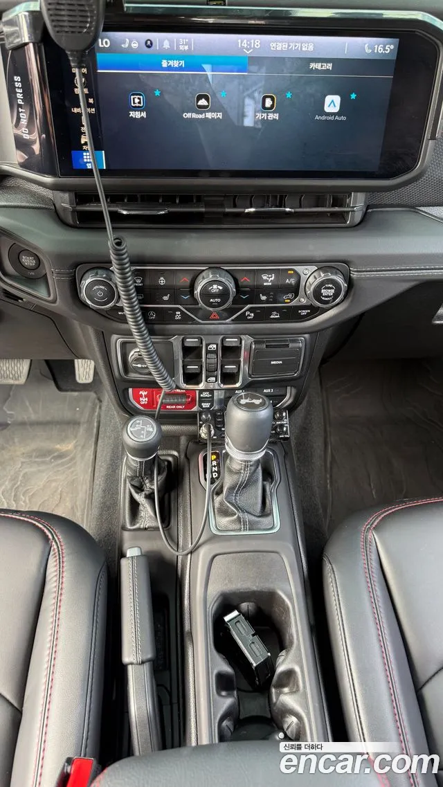 Jeep Wrangler Wrangler (JL) — Фото автомобиля 12