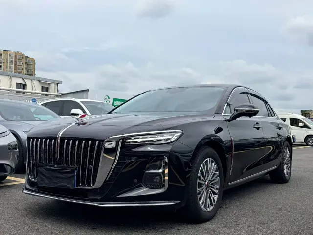 Фотография автомобиля — Hongqi H5