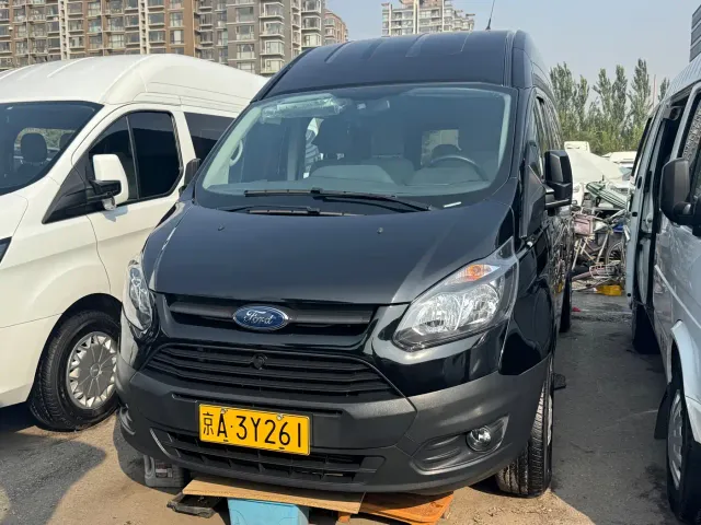 Фотография автомобиля — Ford Transit