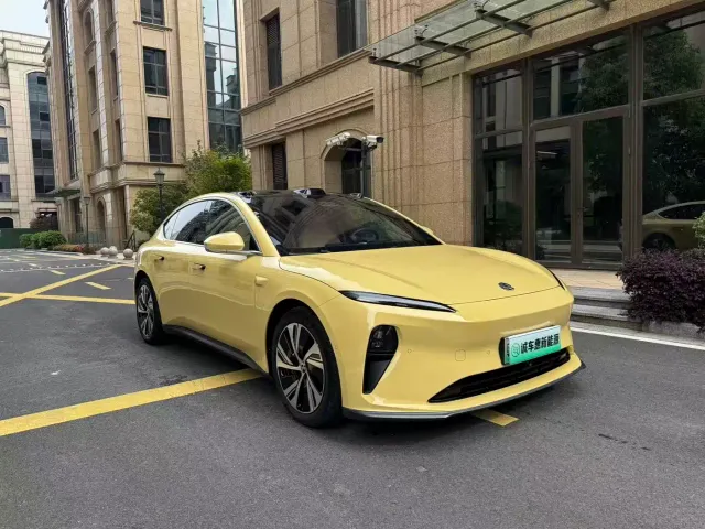 Nio ET5 — Фото автомобиля 3