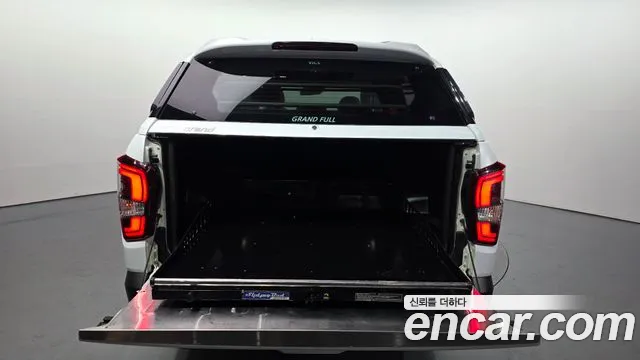 KG_Mobility_Ssangyong Rexton Новый Rexton Sport Khan Дизель 2.2 4WD — Фото автомобиля 17