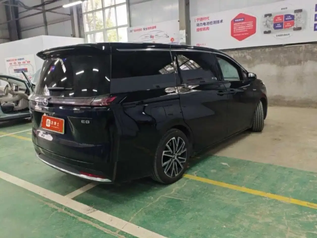 GAC Trumpchi Trumpchi E8 NEV 2024 Model 150km MAX — Фото автомобиля 5