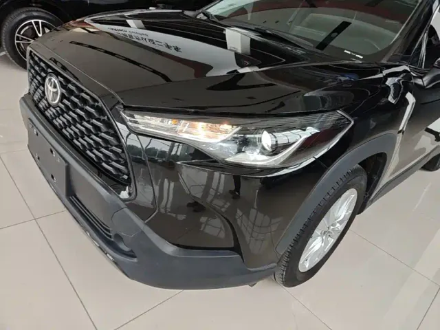 Toyota Corolla Cross — Фото автомобиля 23