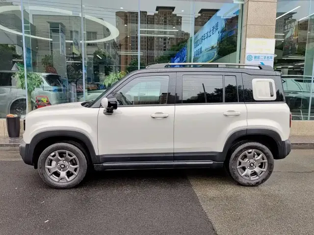 Baojun Yep Plus — Фото автомобиля 3