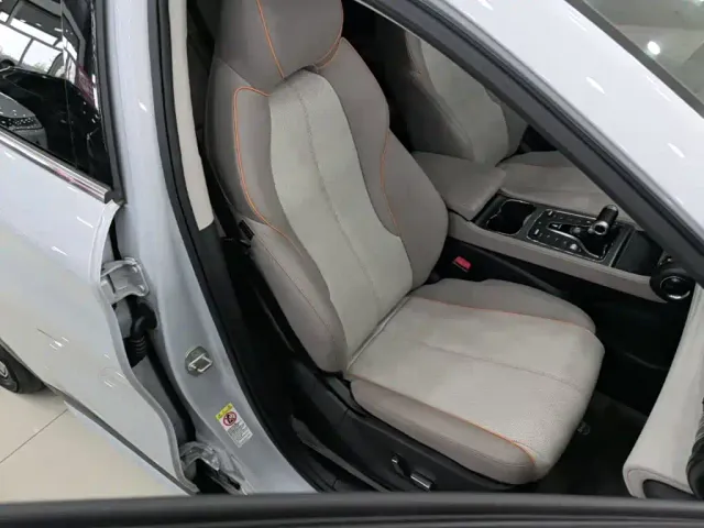 BYD Yuan PLUS — Фото автомобиля 24