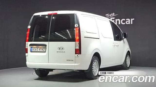 Hyundai Staria — Фото автомобиля 2