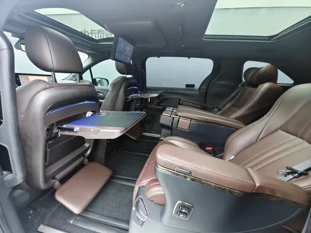 Toyota Sienna — Фото автомобиля 20
