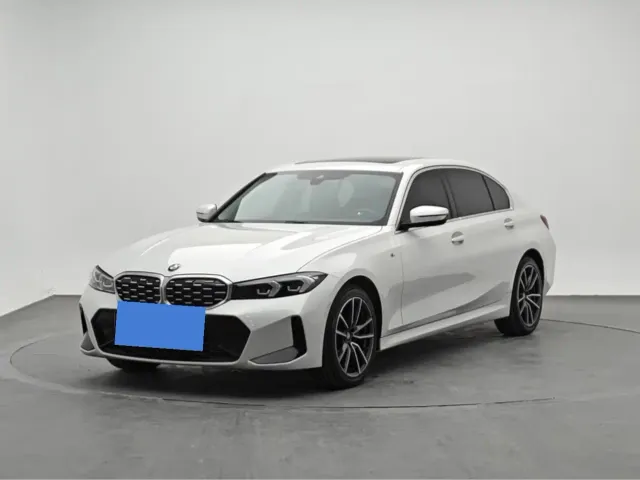 Фотография автомобиля — BMW 3 Series