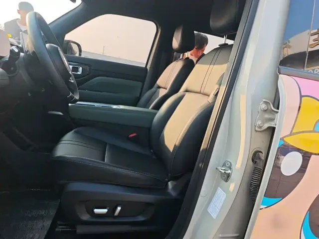 Baojun Yep Plus — Фото автомобиля 14