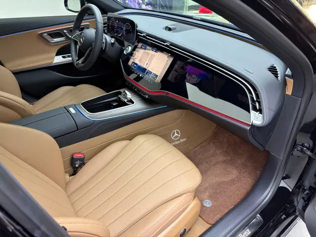 Mercedes-Benz E-Class — Фото автомобиля 15