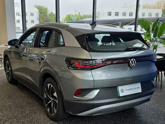 Volkswagen ID.4 Crozz — Фото автомобиля 4