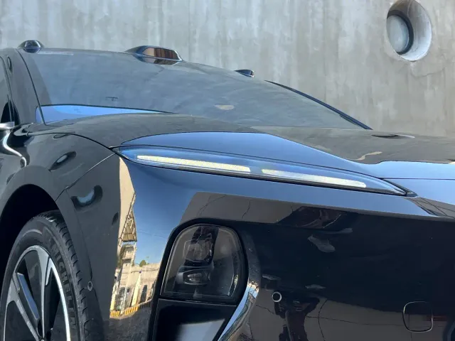 Nio ET5 Touring — Фото автомобиля 5
