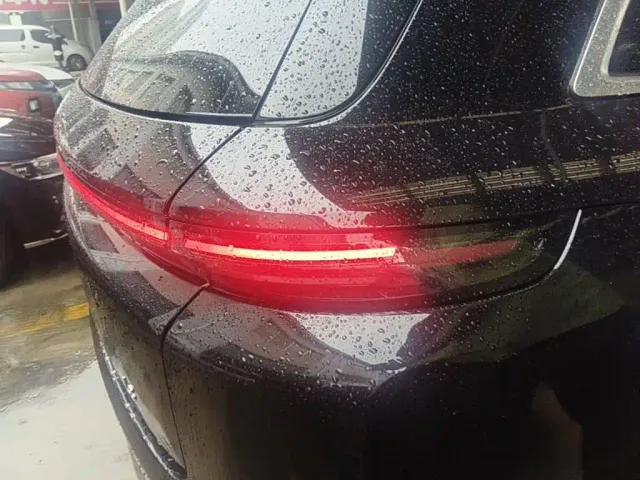 Li Auto L8 — Фото автомобиля 7