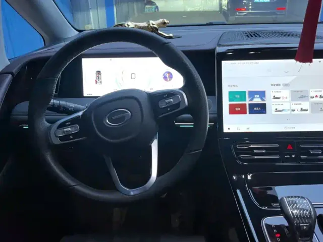 GAC Trumpchi M8 — Фото автомобиля 15