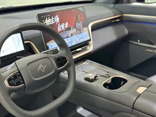 Dongfeng eπ 008 — Фото автомобиля 18