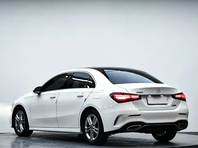 Mercedes-Benz A-Class — Фото автомобиля 6