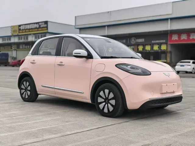Wuling Bingo — Фото автомобиля 3