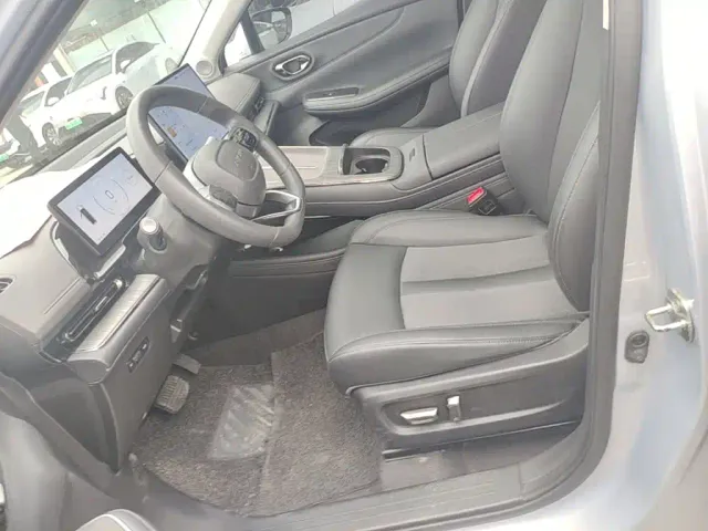 GAC Aion S MAX — Фото автомобиля 14