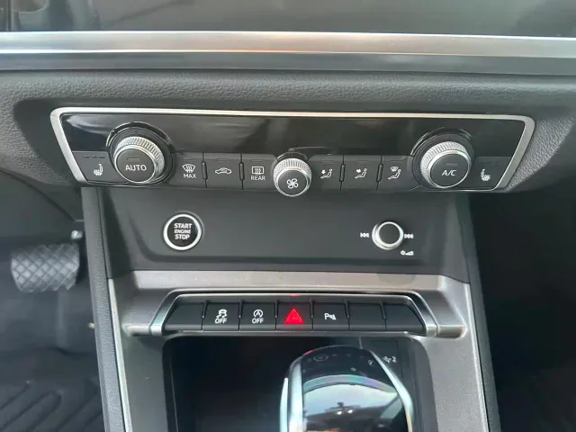 Audi Q3 — Фото автомобиля 12